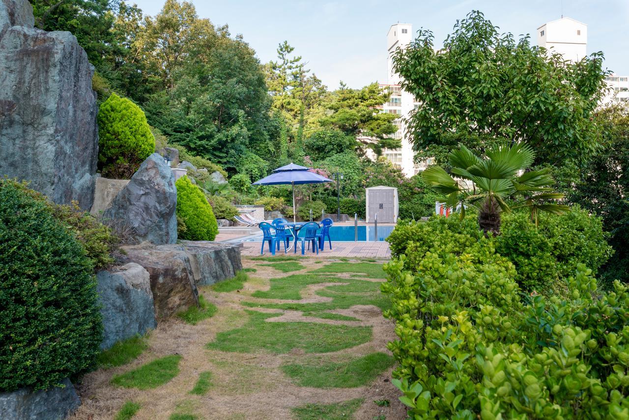 Home Fourest Resort Geoje Exterior photo