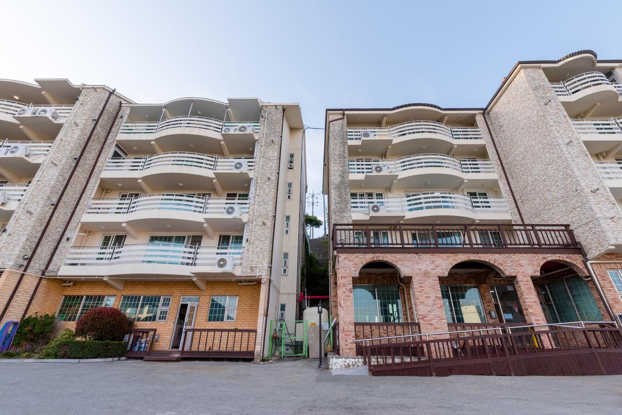 Home Fourest Resort Geoje Exterior photo